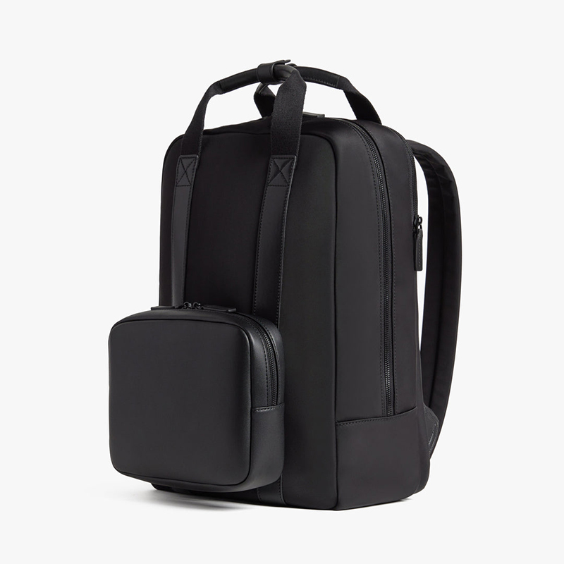 Metro-Backpack-N-CarbonBlack-3665_1b78f6fe-345b-4f37-894e-c3a728ad6e33_1080x.jpg