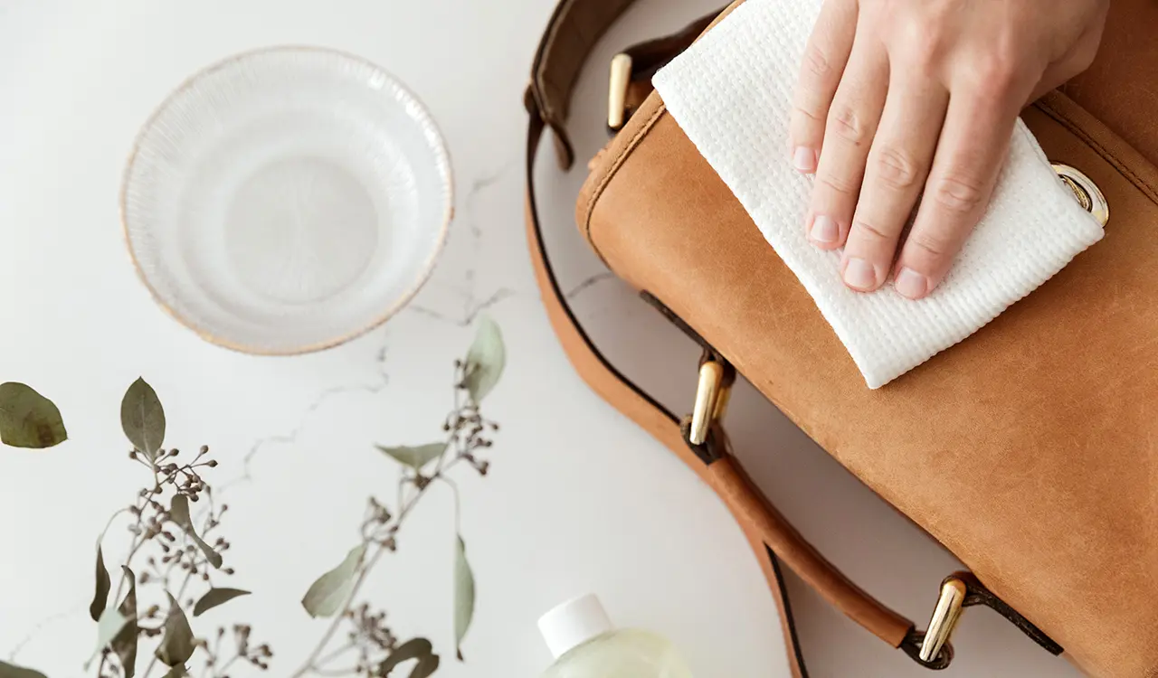 7.Regular cleaning leather.jpg