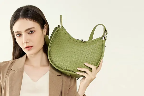 HANDBAG CATALOGUE