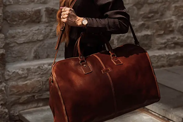 Purchasing Guide for Leather Garment Bags: Mastering the Art of Packing